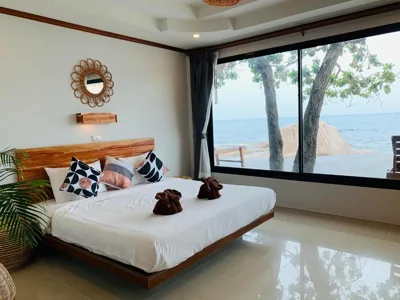 Deluxe Suite with Sea View — Koh Tao Heritage